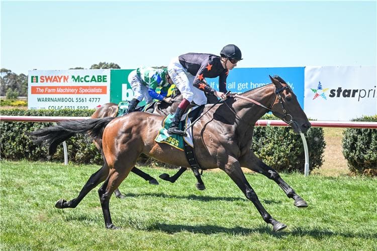 Active Duty Salutes at Geelong